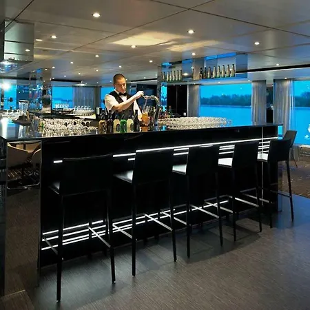 Hotel Baxter Hoare Ship Ii 4*